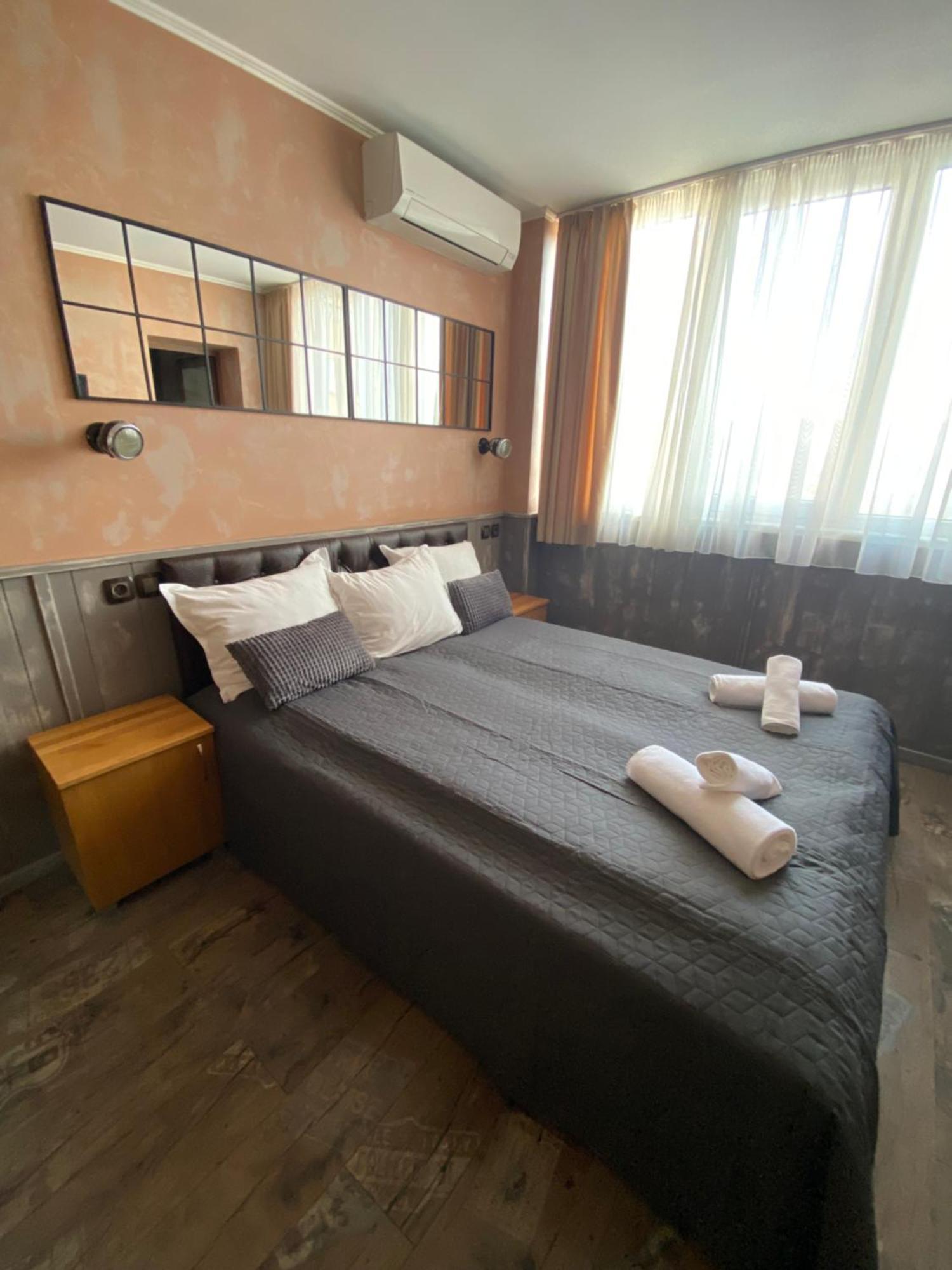 City Hotel Weliko Tarnowo Exterior foto