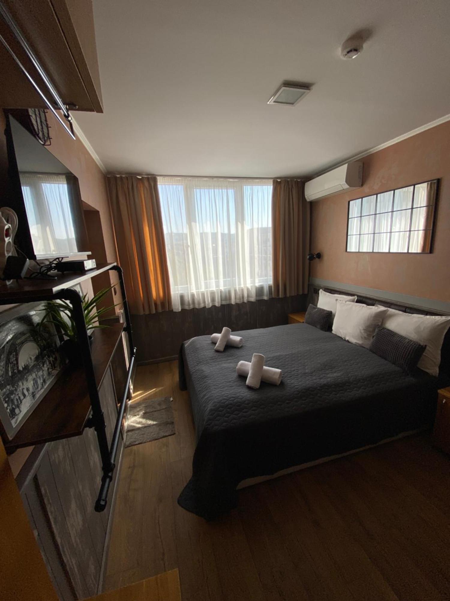 City Hotel Weliko Tarnowo Exterior foto